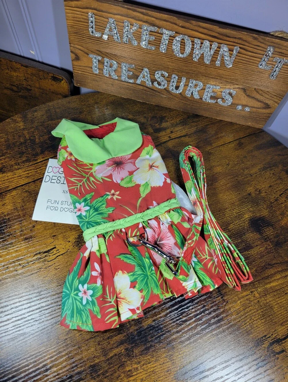 Doggie Design Harness Dress with Tropical Hisbiscus Print with leash